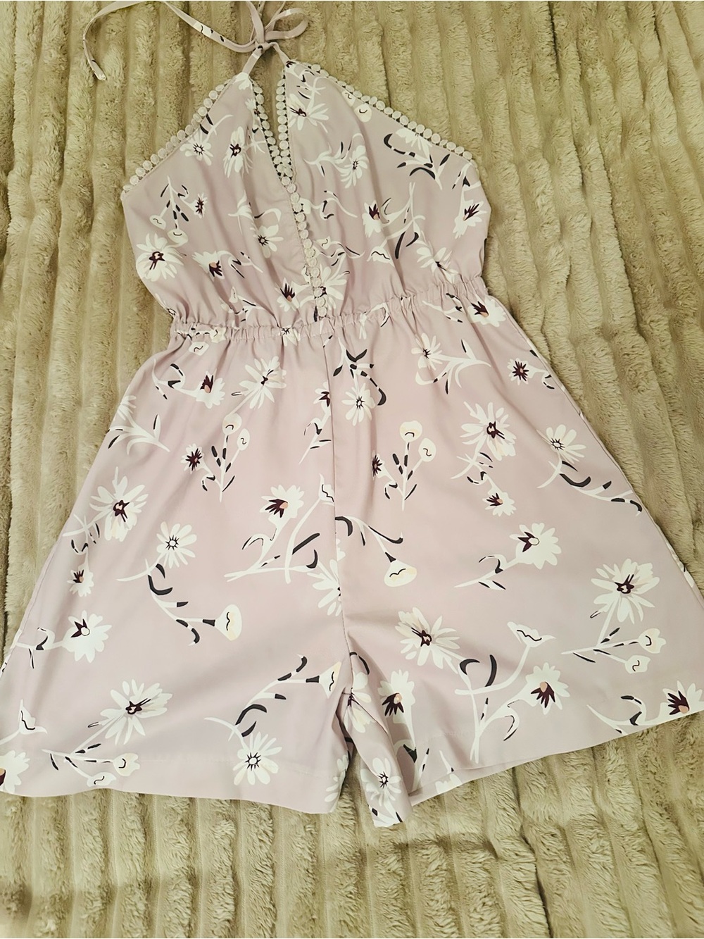 SHEIN Light Pink Floral Halter Romper with White Flowers